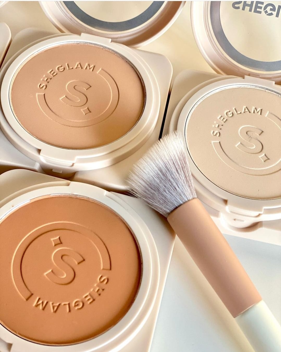 Sheglam Skin-Focus High Coverage Powder Foundation