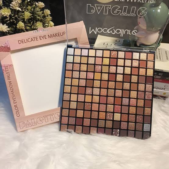 Mocallure 132 Colors Delicate Eye Makeup Kit
