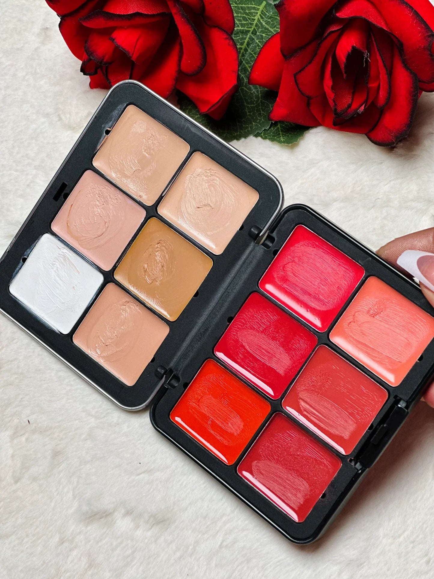Carla Secret Blush & Concealer Palette
