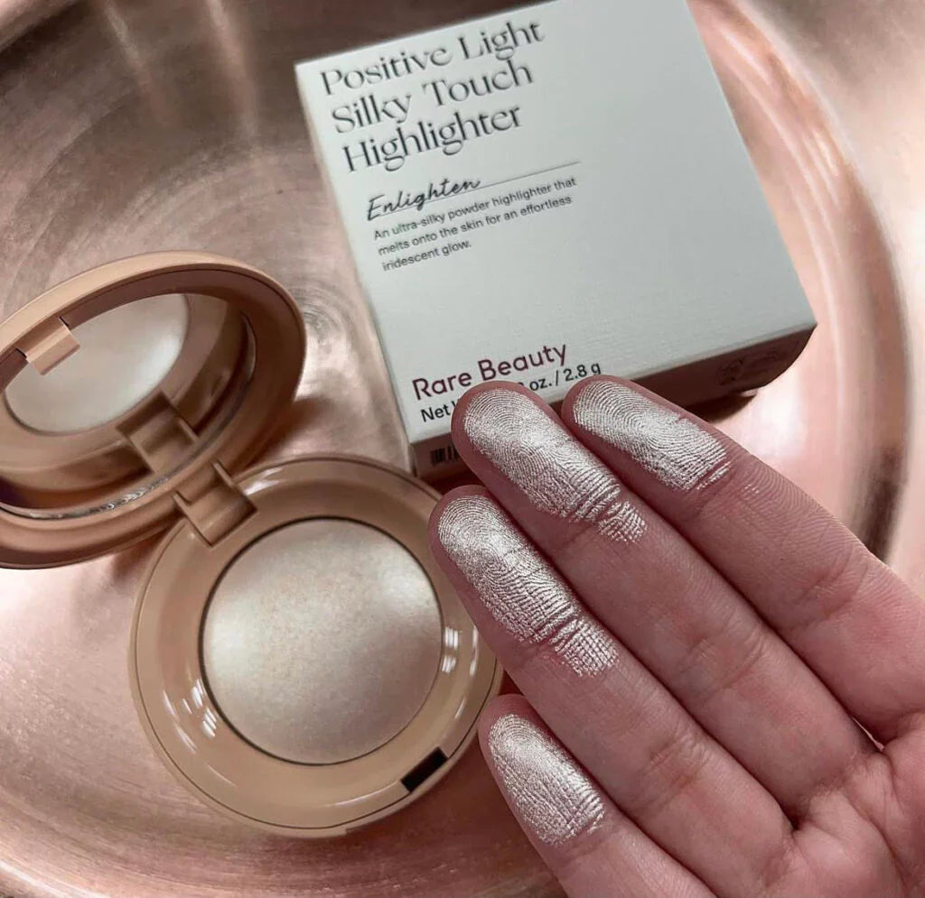 Rare Beauty Positive Light Silky Touch Highlighter