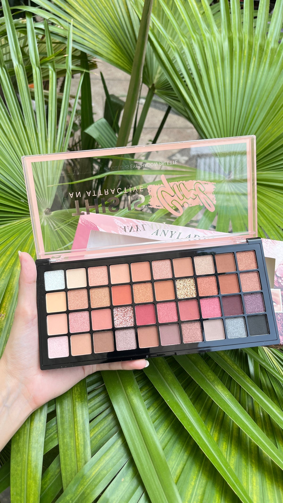 Anylady This Is Girl an Attractive 40 Colors Eyeshadow Palette