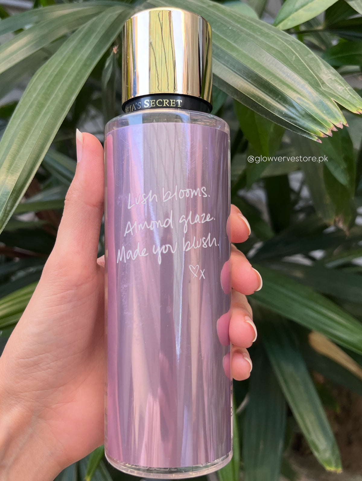 Victoria’s Secret Velvet Petals Fragrance Mist -250ml
