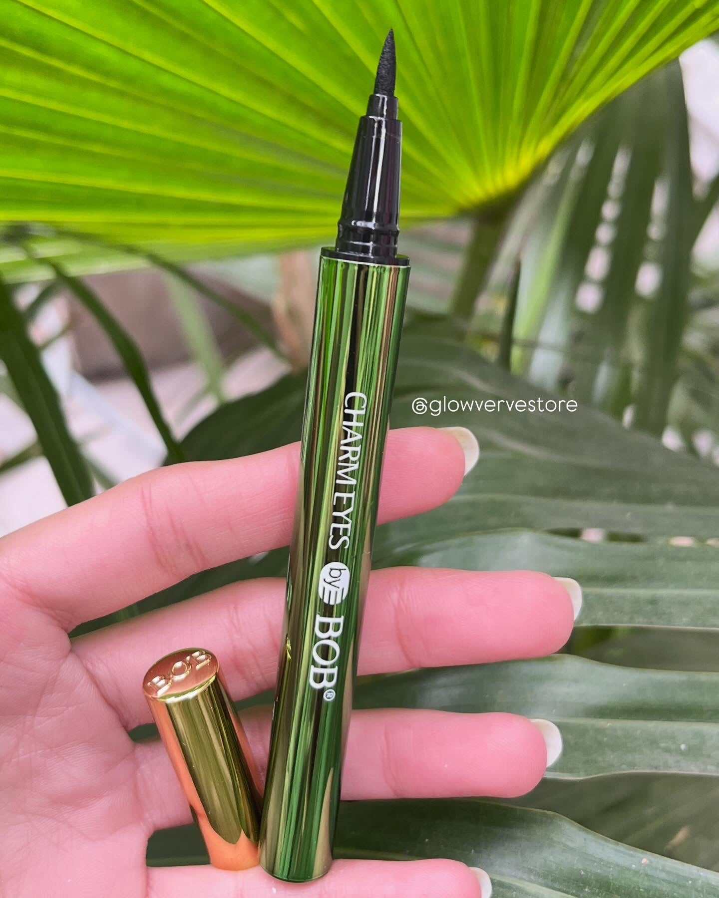 BOB Look Here Charm Eyes Magic Eye Eyeliner Black