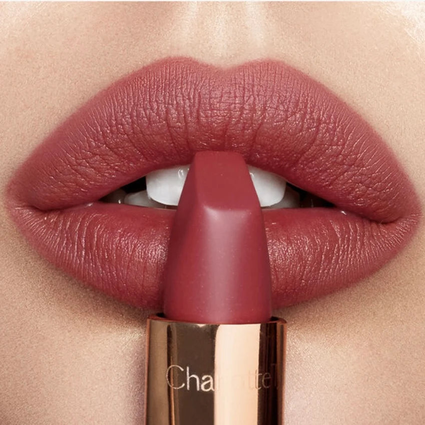 Charlotte Tilbury Matte Revolution Lipstick - M.I KISS