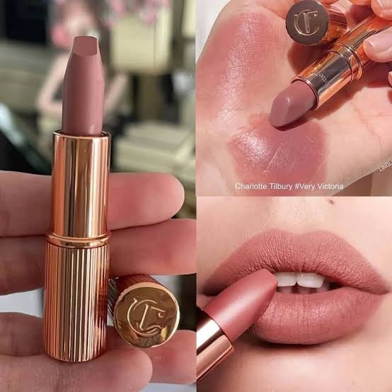 Charlotte Tilbury Matte Revolution Lipstick -Very Victoria