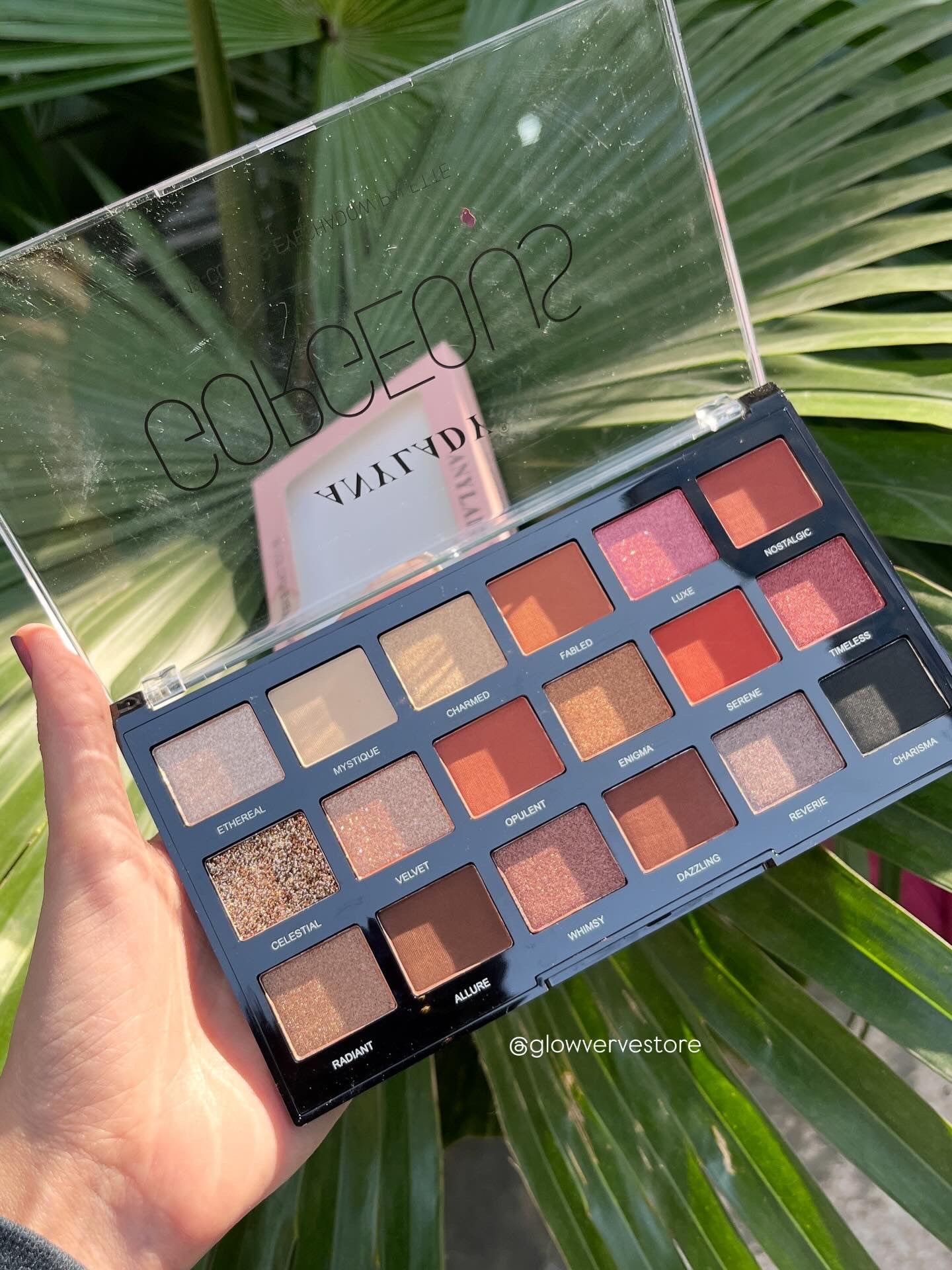 Anylady Gorgeous 18 Colors Eyeshadow Palette