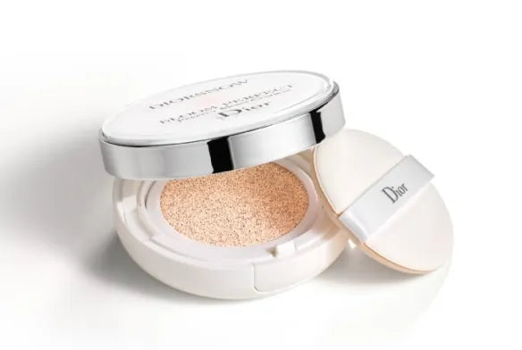 Dior DiorSnow Bloom Perfect Moist Cushion 020 – Radiant Flawless Skin