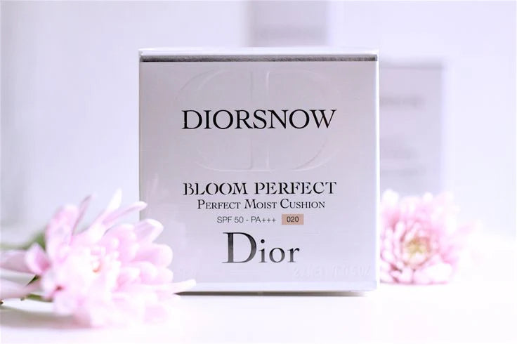 Dior DiorSnow Bloom Perfect Moist Cushion 020 – Radiant Flawless Skin