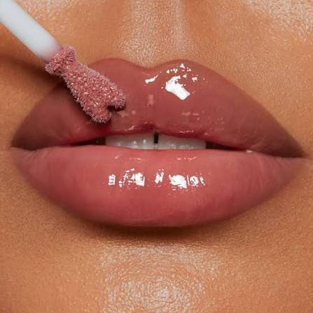 Charlotte Tilbury Collagen Lip Bath Gloss